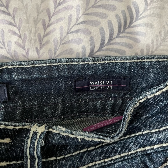Gently used Dark blue jeans waist 27 Length 33 - Picture 2 of 4